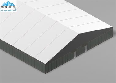 Barraca enorme de 30X100M para a tampa branca resistente do telhado da Um-forma exterior provisória do armazém da exposição